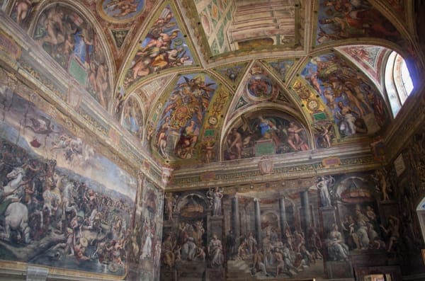 Sala di Costantino 01