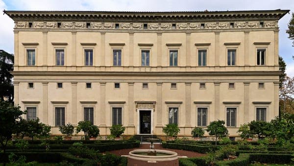 Villa Farnesina Südfassade