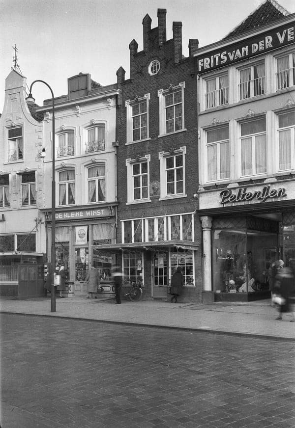 Voorgevels - 's-Hertogenbosch - 20110370 - RCE